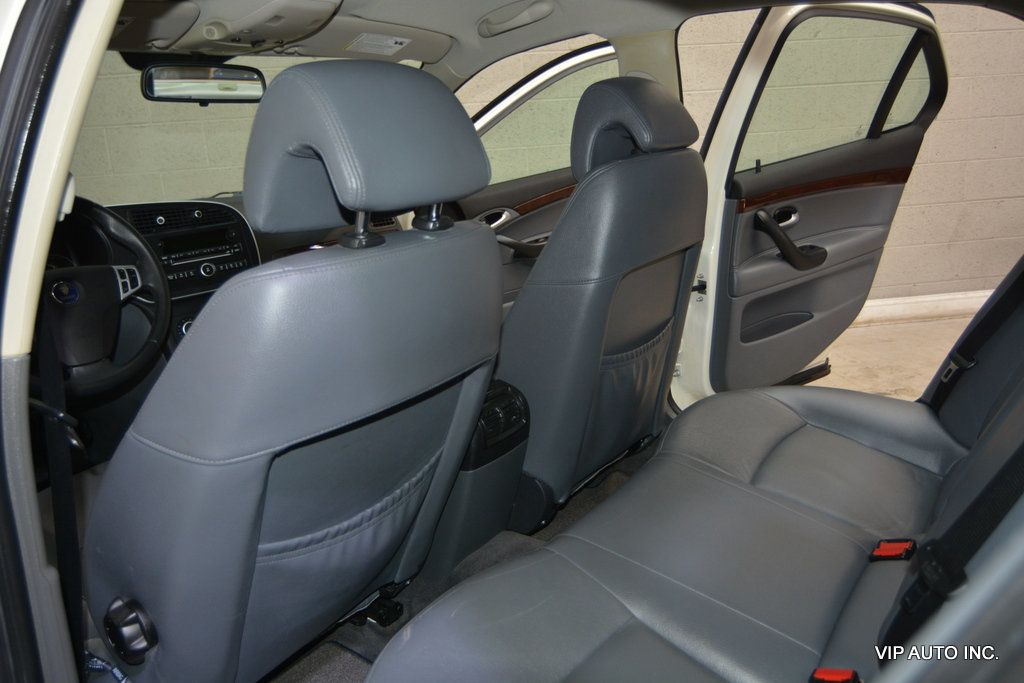 2007 Saab 9-3 4dr Sedan Manual - 22995724 - 19