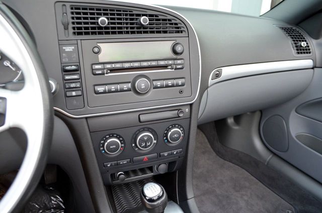 2007 Saab 9-3 Aero Conv 6 speed manual transmission aero - 21969647 - 24