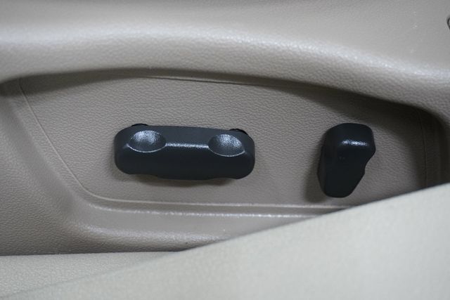 2007 Saturn Aura 4dr Sedan XE - 22941103 - 13