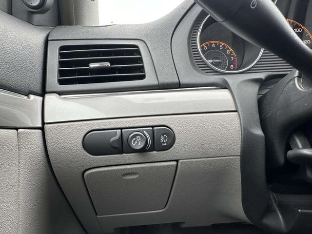 2007 Saturn Aura 4dr Sedan XR - 23029192 - 24