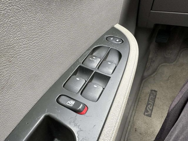2007 Saturn Aura 4dr Sedan XR - 23029192 - 25