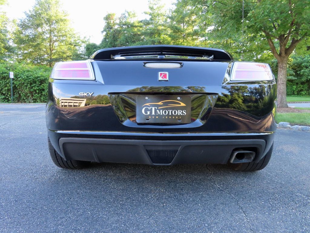 2007 Saturn Sky Convertible photo 13