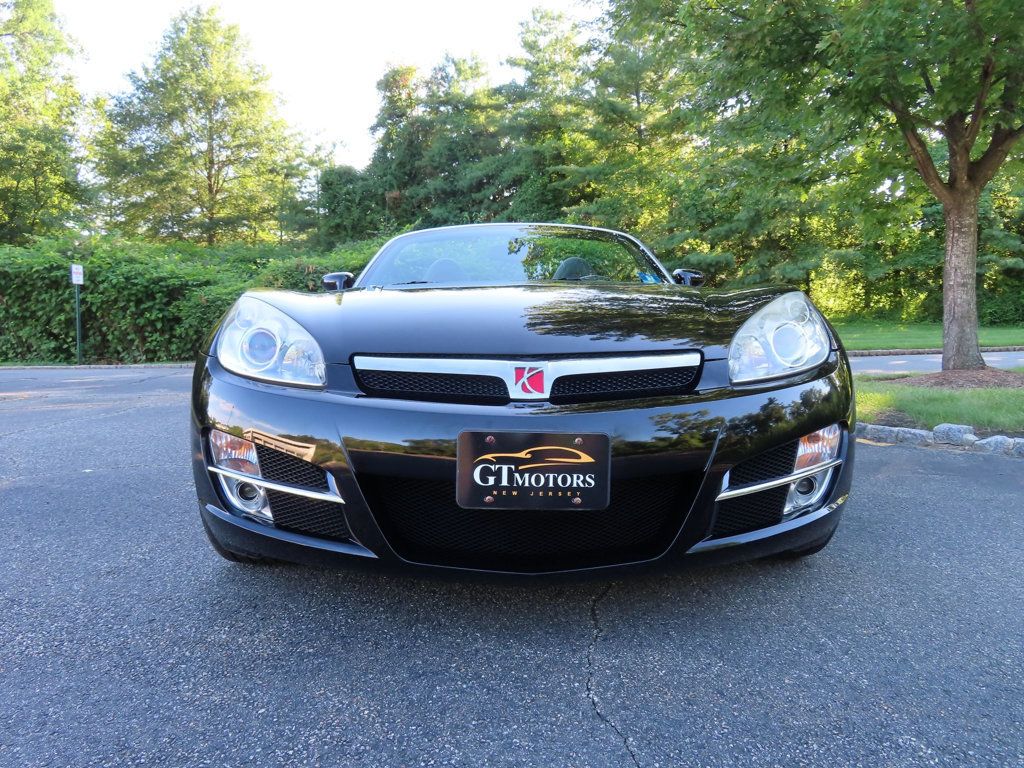 2007 Saturn Sky Convertible photo 2