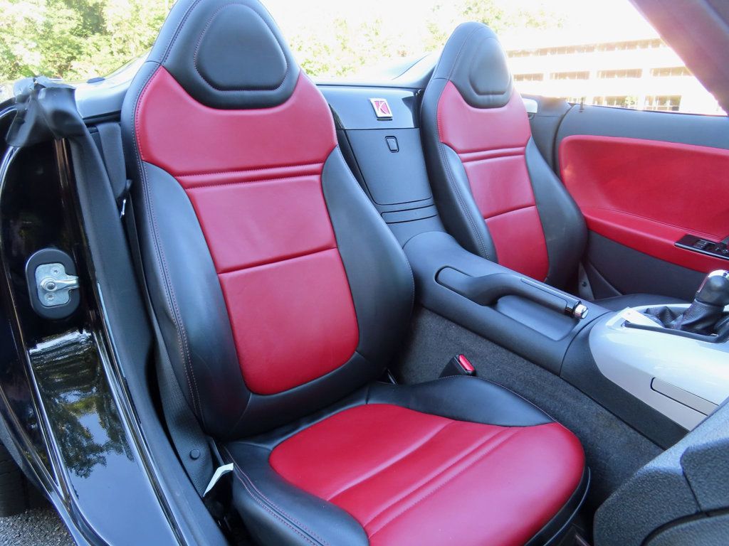 2007 Saturn Sky Convertible photo 26