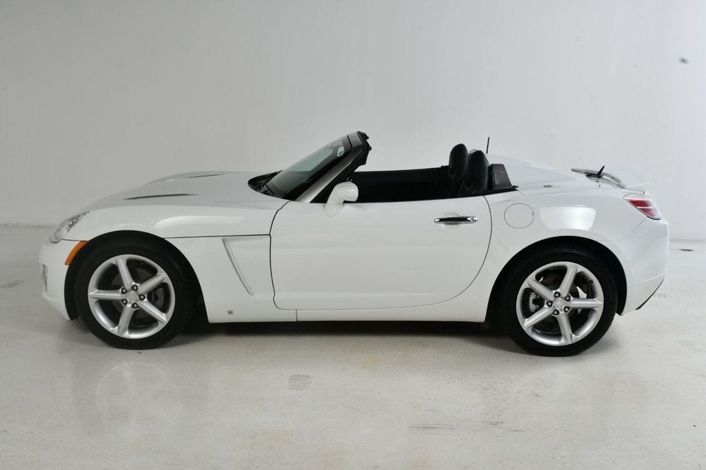 2007 Saturn Sky Convertible photo 21