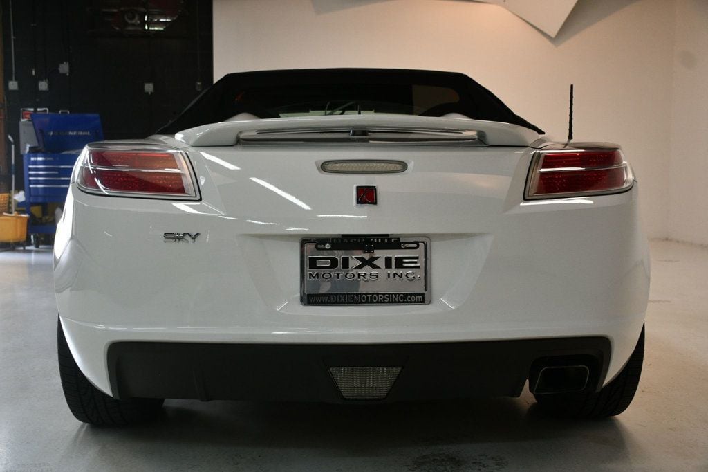 2007 Saturn Sky Convertible photo 22