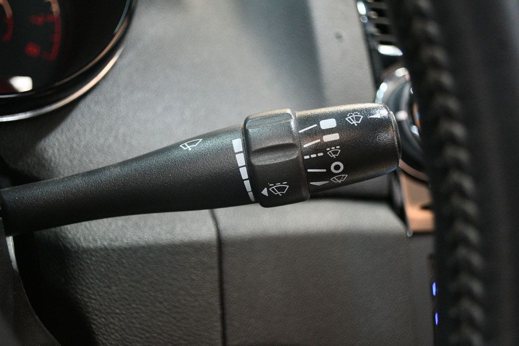 2007 Saturn Sky Convertible photo 48