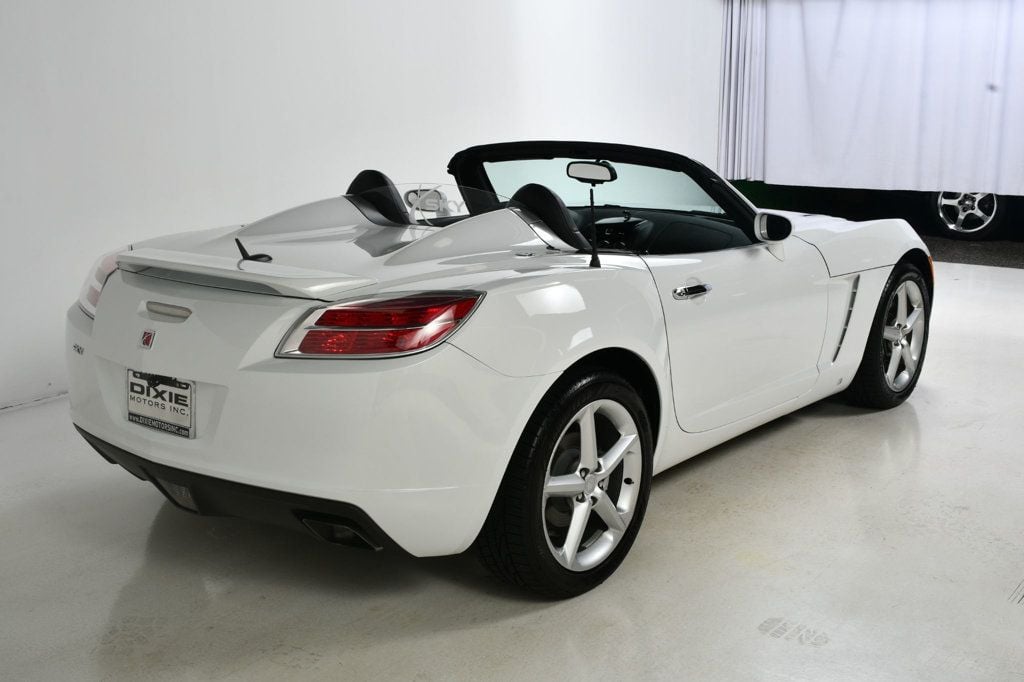 2007 Saturn Sky Convertible photo 7