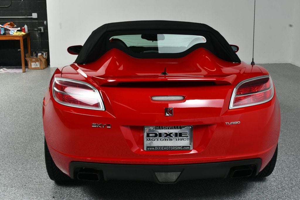 2007 Saturn Sky 2dr Convertible Red Line - 23030397 - 16