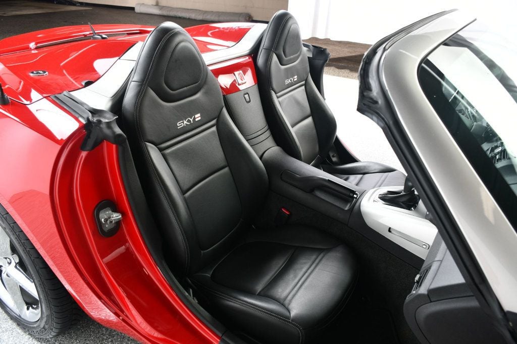 2007 Saturn Sky 2dr Convertible Red Line - 23030397 - 36
