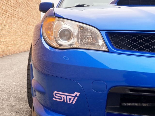 2007 Subaru Impreza Sedan 4dr H4 Turbo WRX STI w/Gold Wheels - 22995419 - 11