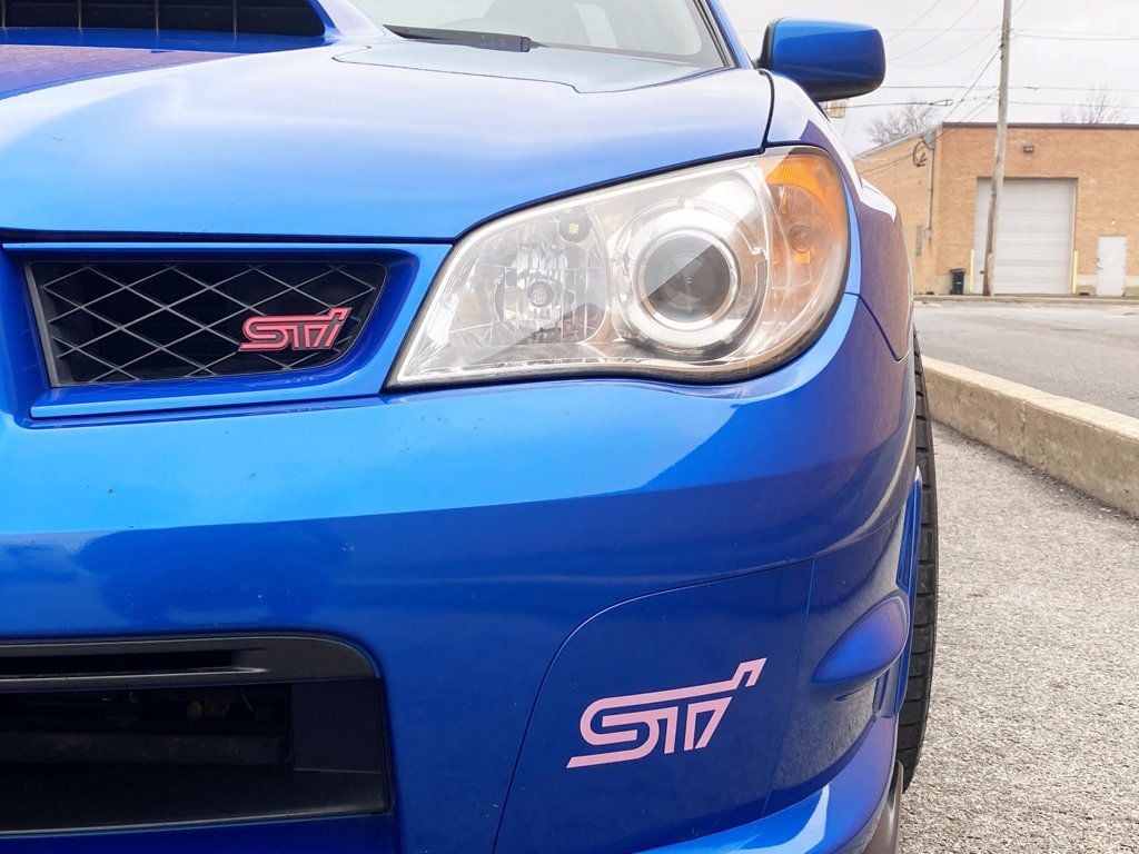 2007 Subaru Impreza Sedan 4dr H4 Turbo WRX STI w/Gold Wheels - 22995419 - 12
