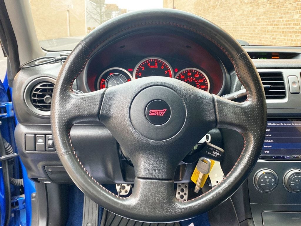 2007 Subaru Impreza Sedan 4dr H4 Turbo WRX STI w/Gold Wheels - 22995419 - 23