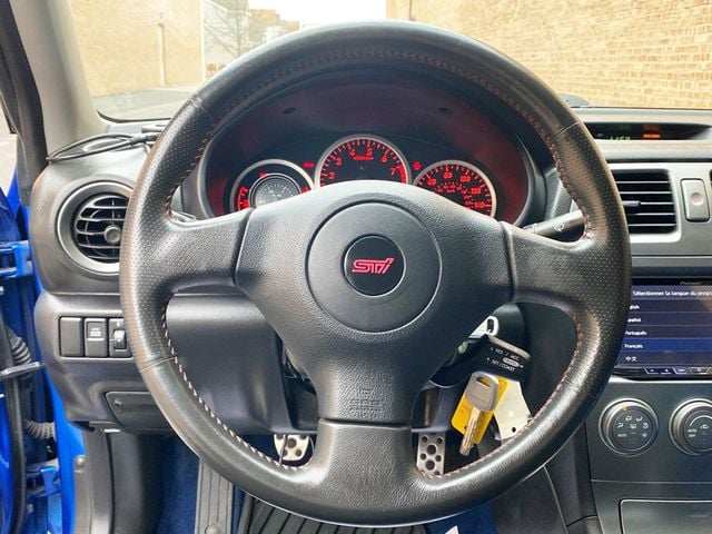 2007 Subaru Impreza Sedan 4dr H4 Turbo WRX STI w/Gold Wheels - 22995419 - 23