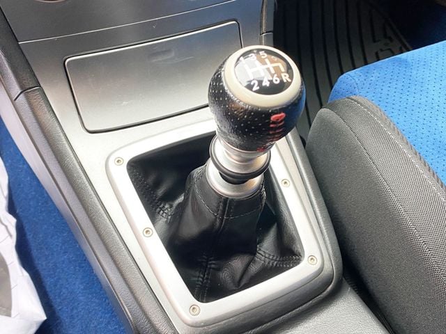 2007 Subaru Impreza Sedan 4dr H4 Turbo WRX STI w/Gold Wheels - 22995419 - 31