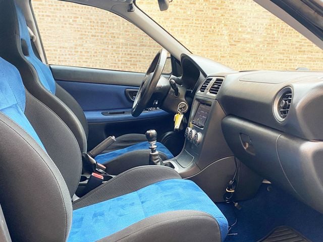 2007 Subaru Impreza Sedan 4dr H4 Turbo WRX STI w/Gold Wheels - 22995419 - 37