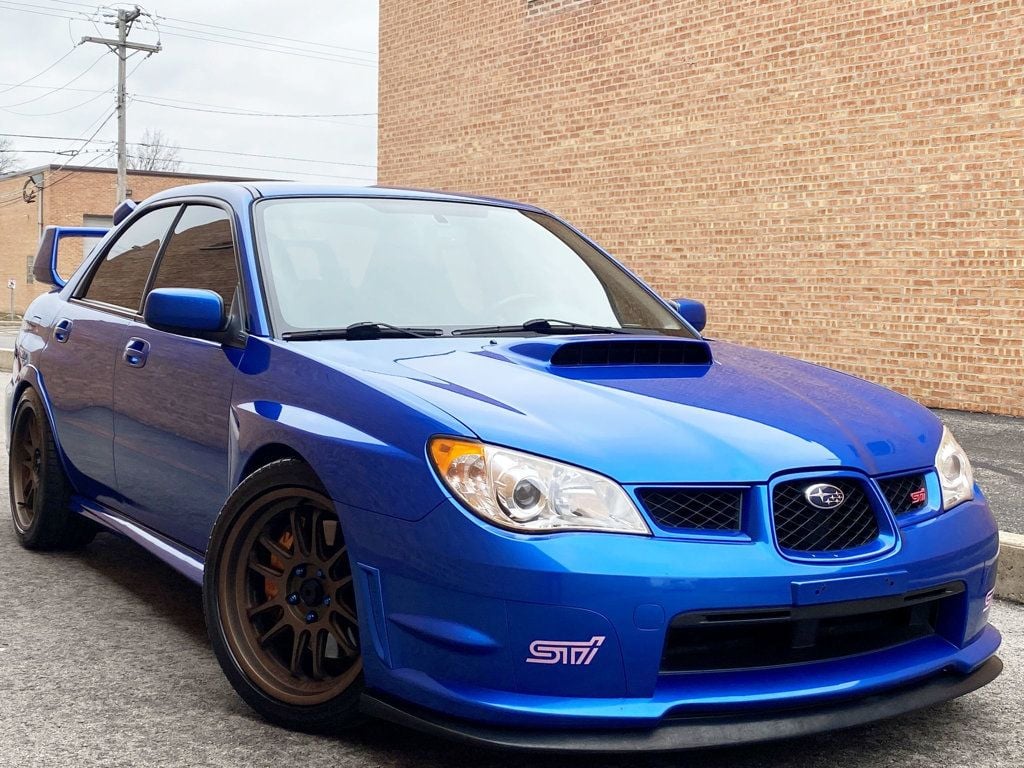 2007 Subaru Impreza Sedan 4dr H4 Turbo WRX STI w/Gold Wheels - 22995419 - 8