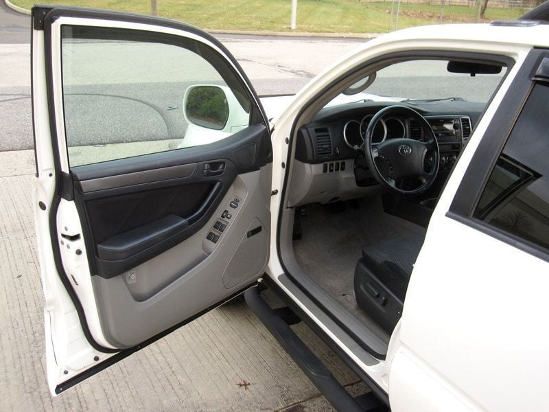 2007 Toyota 4Runner 4WD 4dr V8 SR5 Sport - 22952101 - 16