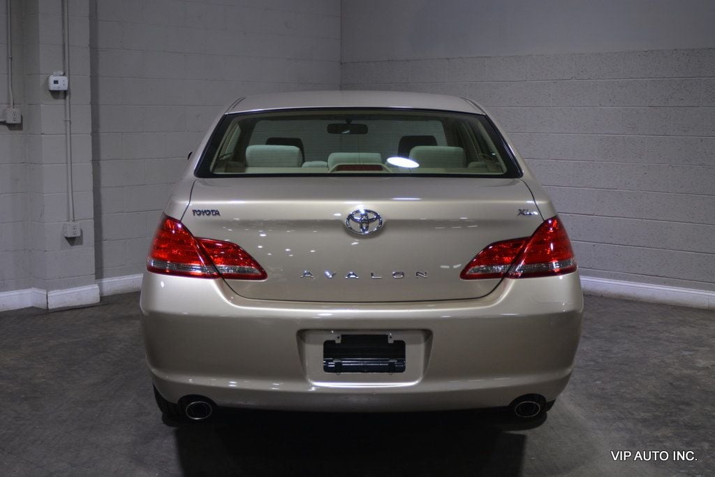 2007 Toyota Avalon 4dr Sedan Limited - 22414675 - 13