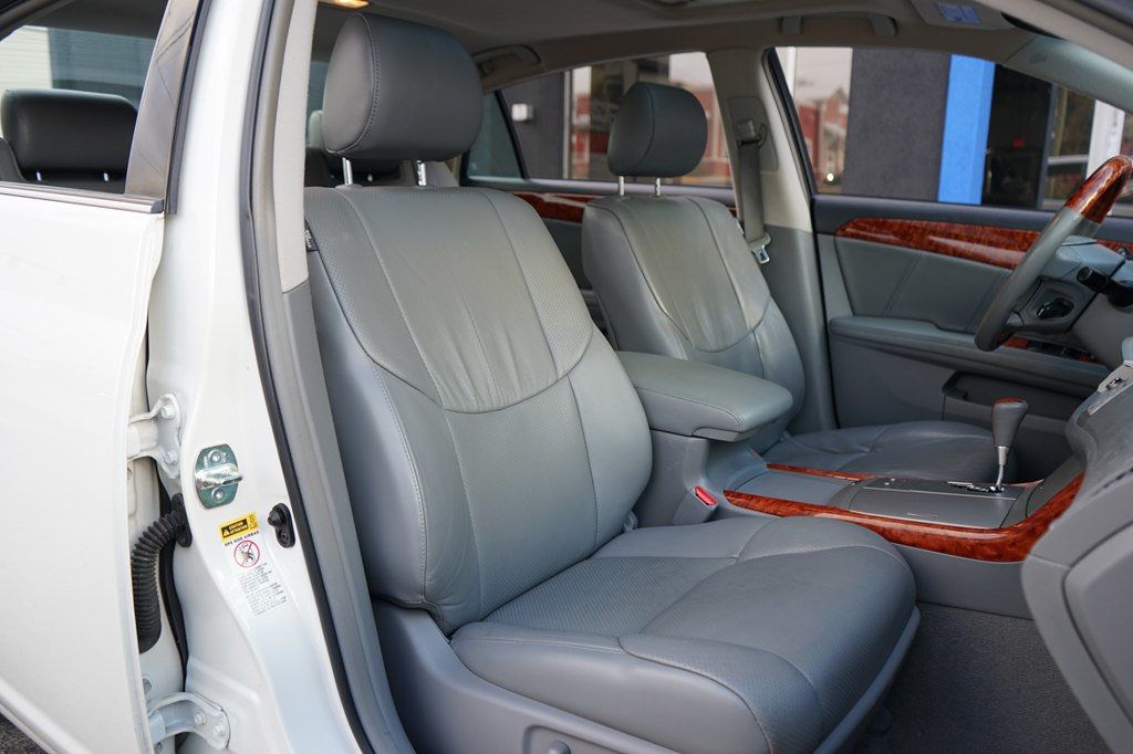 2007 Toyota Avalon LIMITED! WOODGRAIN! PUSH TO START! LEATHER! KEYLESS ENTRY! CLEAN - 22944414 - 32