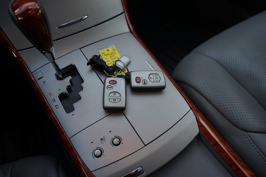 2007 Toyota Avalon LIMITED! WOODGRAIN! PUSH TO START! LEATHER! KEYLESS ENTRY! CLEAN - 22944414 - 38