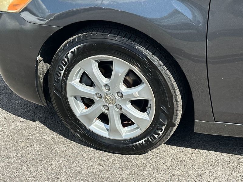 2007 Toyota Camry 4dr Sedan I4 Automatic LE - 22952218 - 10