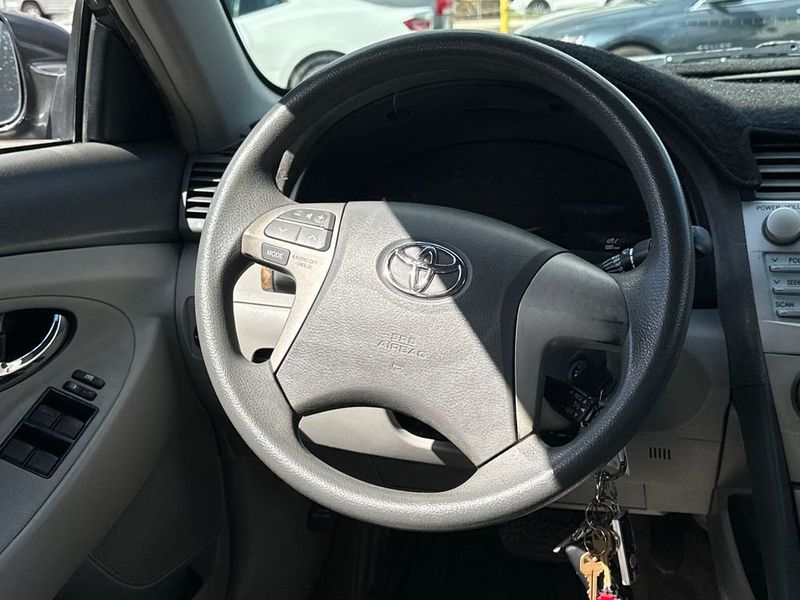 2007 Toyota Camry 4dr Sedan I4 Automatic LE - 22952218 - 15