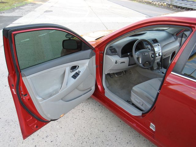 2007 Toyota Camry 4dr Sedan I4 Automatic LE - 22492663 - 11