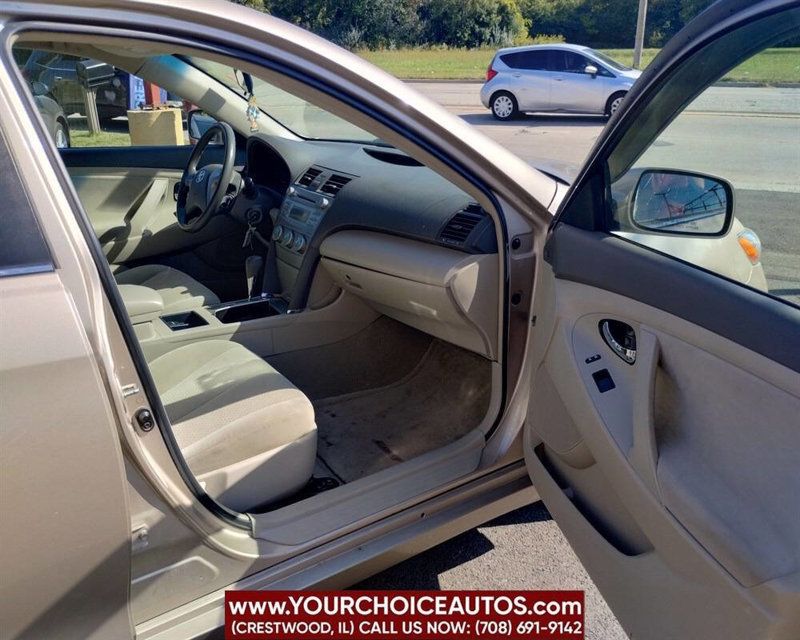 2007 Toyota Camry 4dr Sedan I4 Automatic LE - 22924339 - 19