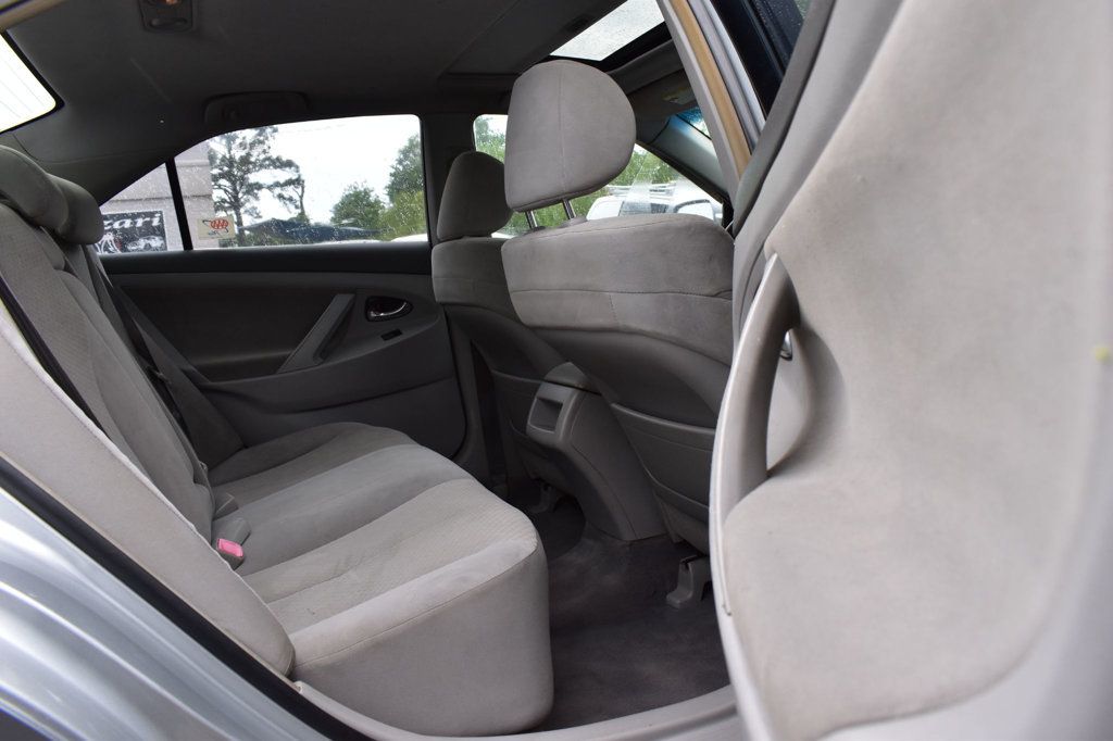 2007 Toyota Camry 4dr Sedan I4 Automatic SE - 23015702 - 18