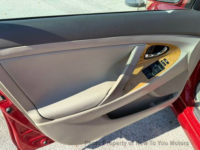 2007 Toyota Camry 4dr Sedan V6 Automatic XLE - 22984466 - 17