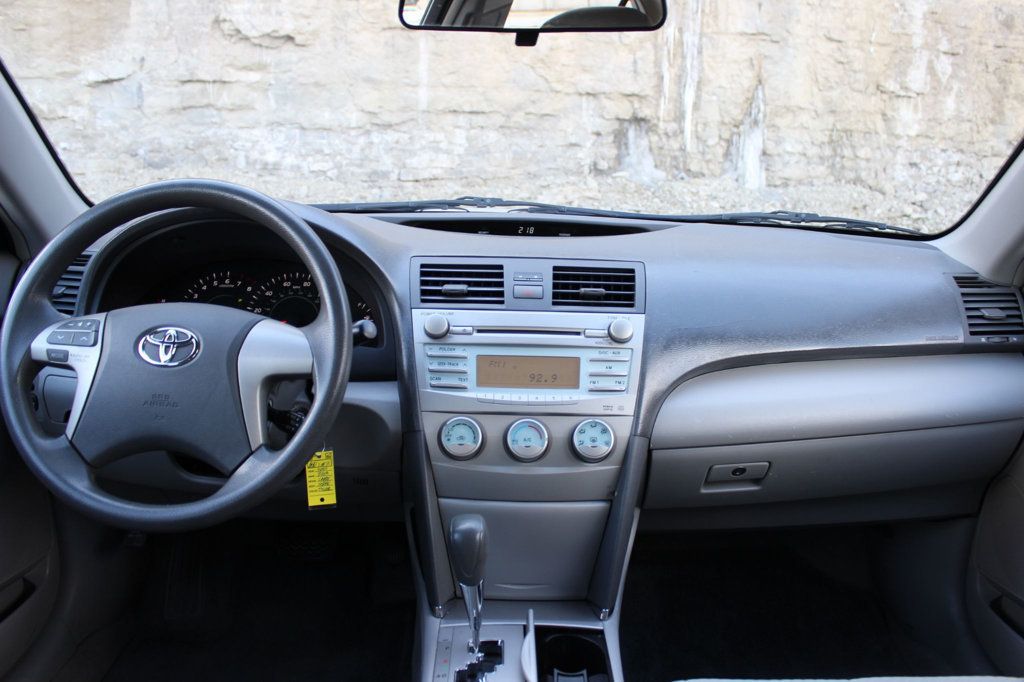 2007 Toyota Camry Very LOW Miles VERY CLEAN Great MPGs 615-300-6004 - 22753196 - 22