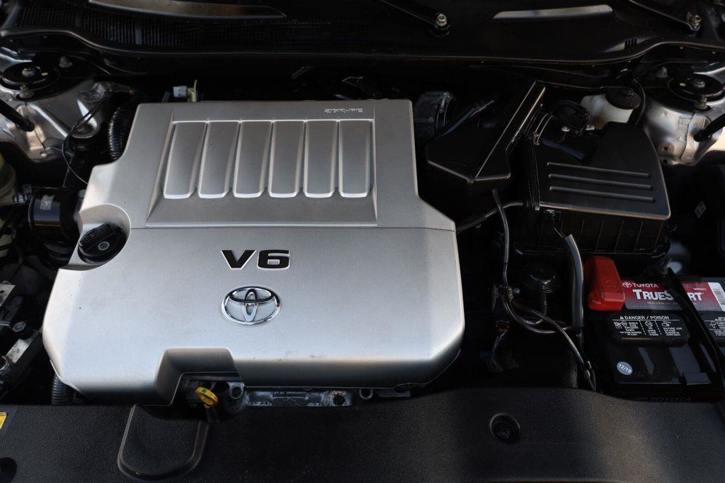 Toyota Camry photo 14