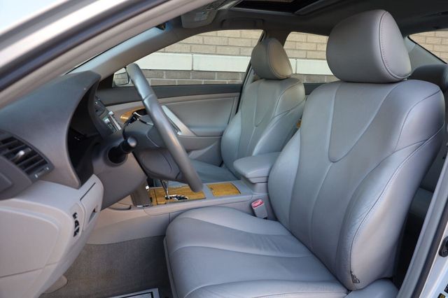 2007 Toyota Camry XLE V6 - 23092833 - 17