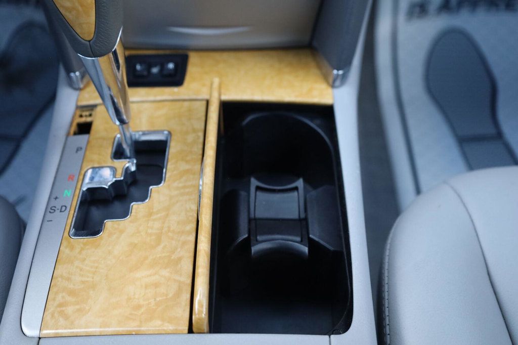 Toyota Camry photo 44