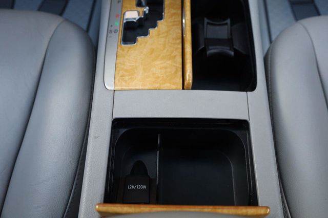 2007 Toyota Camry XLE V6 - 23092833 - 44