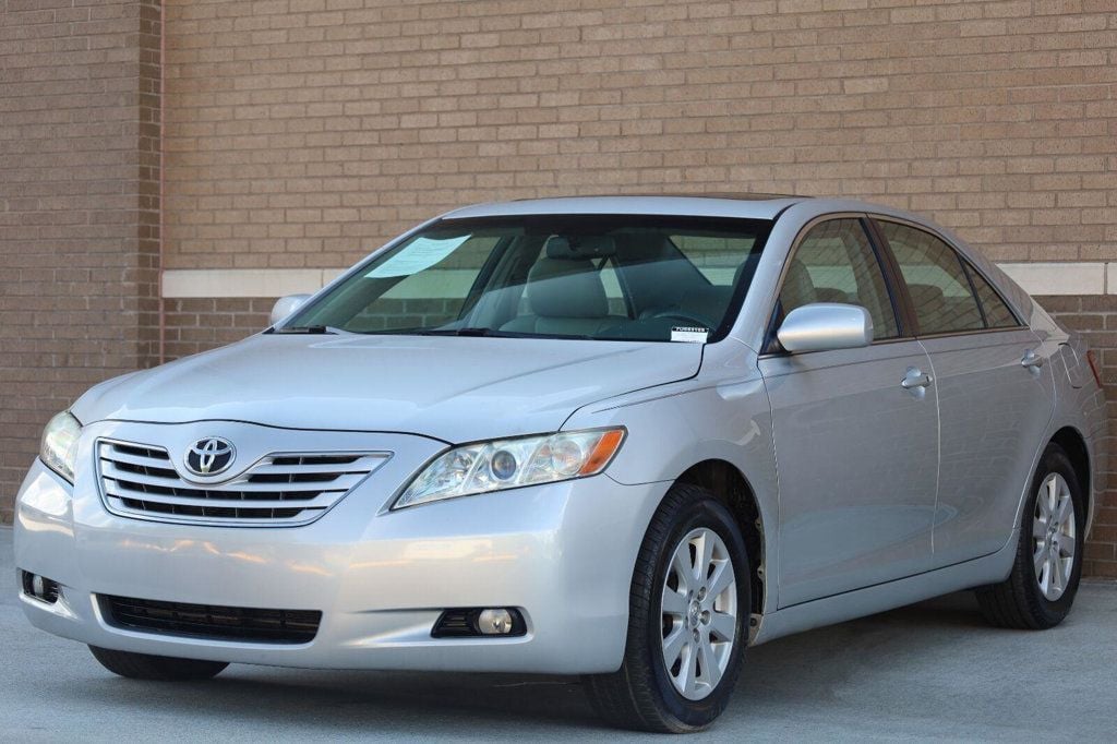 Toyota Camry photo 5