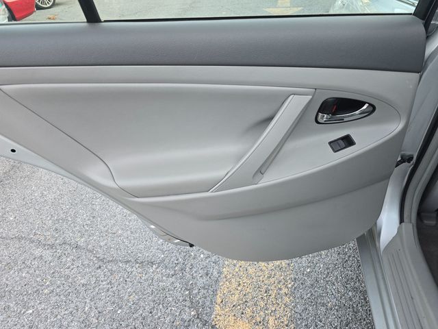 2007 Toyota Camry Hybrid 4dr Sedan - 23087810 - 11