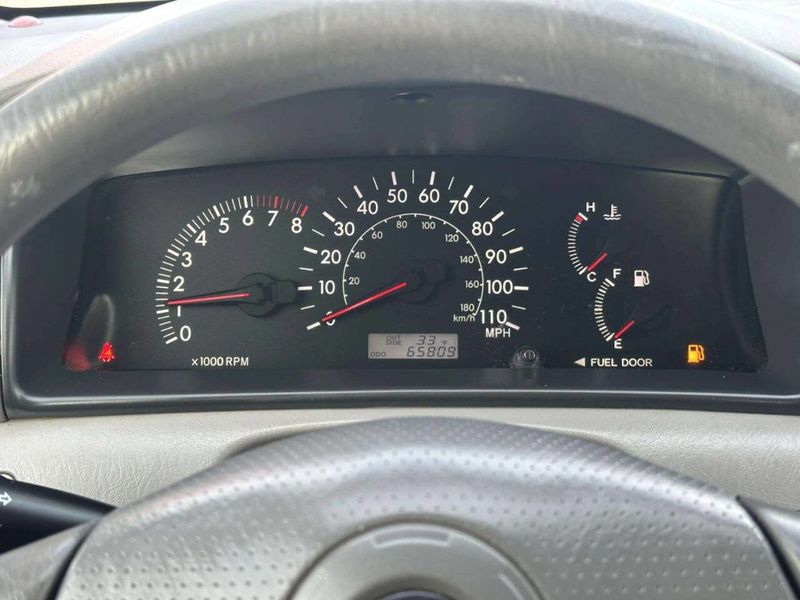 2007 Toyota Corolla 4dr Sedan Automatic LE - 23010046 - 24