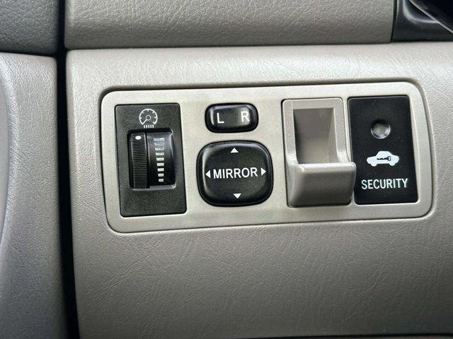 2007 Toyota Corolla 4dr Sedan Automatic LE - 23010046 - 28