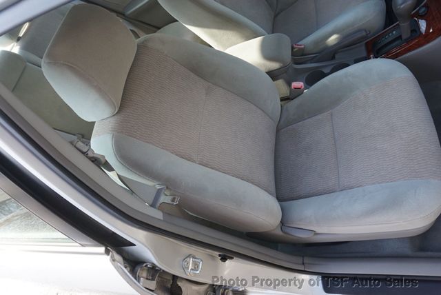 2007 Toyota Corolla 4dr Sedan Automatic LE 1-OWNER CLEAN CARFAX EXTREMELY LOW MILES  - 22975374 - 12