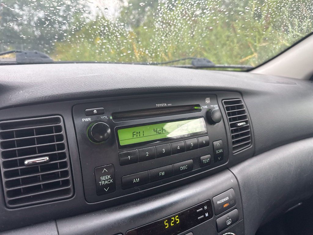 2007 Toyota Corolla 4dr Sedan Automatic S - 23084701 - 11