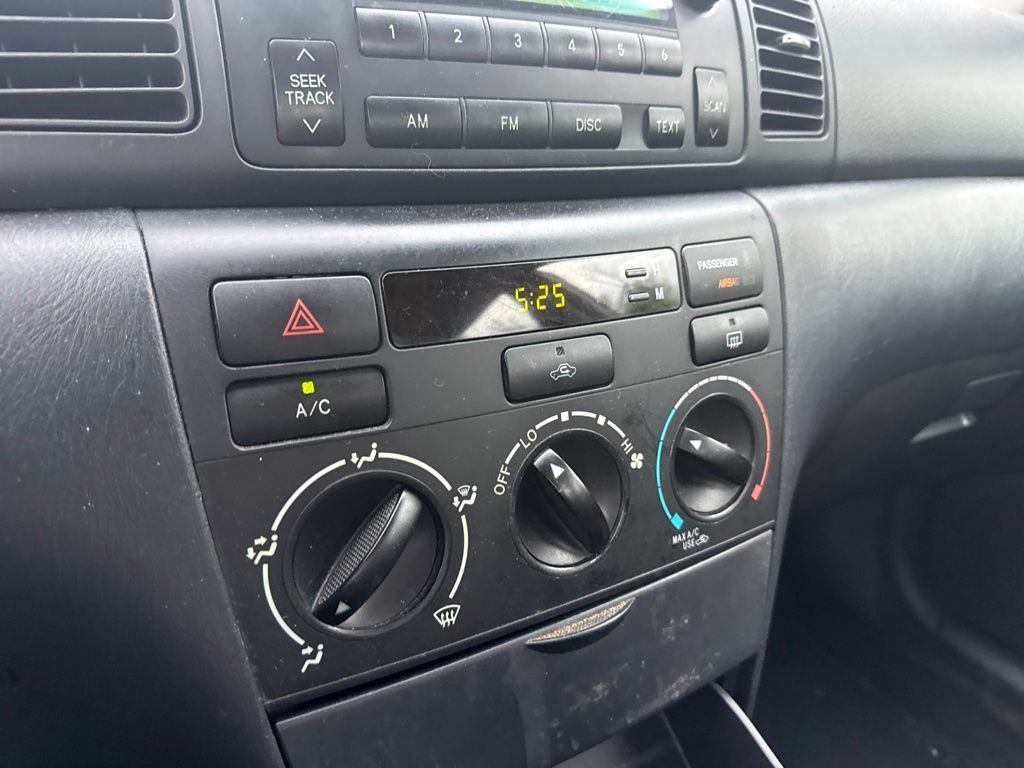 2007 Toyota Corolla 4dr Sedan Automatic S - 23084701 - 12