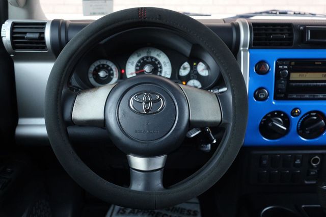 2007 Toyota FJ Cruiser 2dr Hatchback GL Automatic - 23079330 - 24