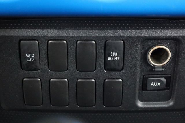2007 Toyota FJ Cruiser 2dr Hatchback GL Automatic - 23079330 - 28