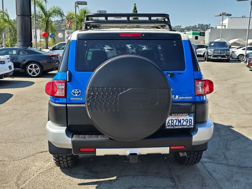 2007 Toyota FJ Cruiser 2WD 4dr Automatic - 22591330 - 18