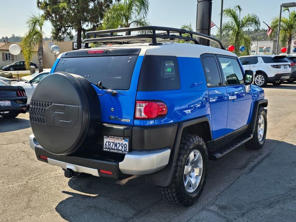 2007 Toyota FJ Cruiser 2WD 4dr Automatic - 22591330 - 23