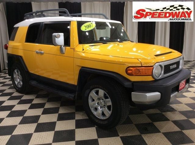 2007 Toyota FJ Cruiser 2WD 4dr Automatic - 22841293 - 0
