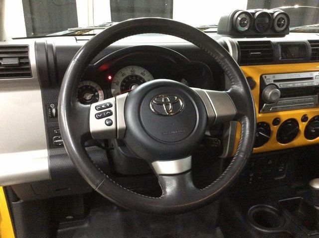 2007 Toyota FJ Cruiser 2WD 4dr Automatic - 22841293 - 9