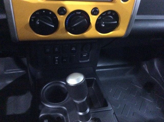 2007 Toyota FJ Cruiser 2WD 4dr Automatic - 22841293 - 15